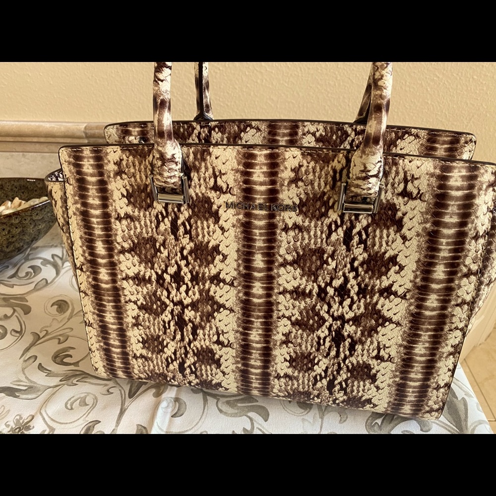 Michael Kors bag & credit card holder